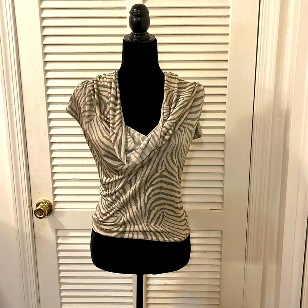 Wet seal blouse